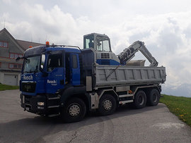 MAN 480 mit Bagger TB