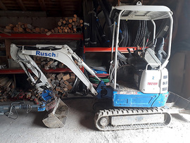 Takeuchi TB215